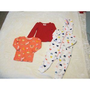 LOT OF 3, TWO LONG SLEEVED BABY SHIRTS AND ONE SLEEPER 12 MONTHS